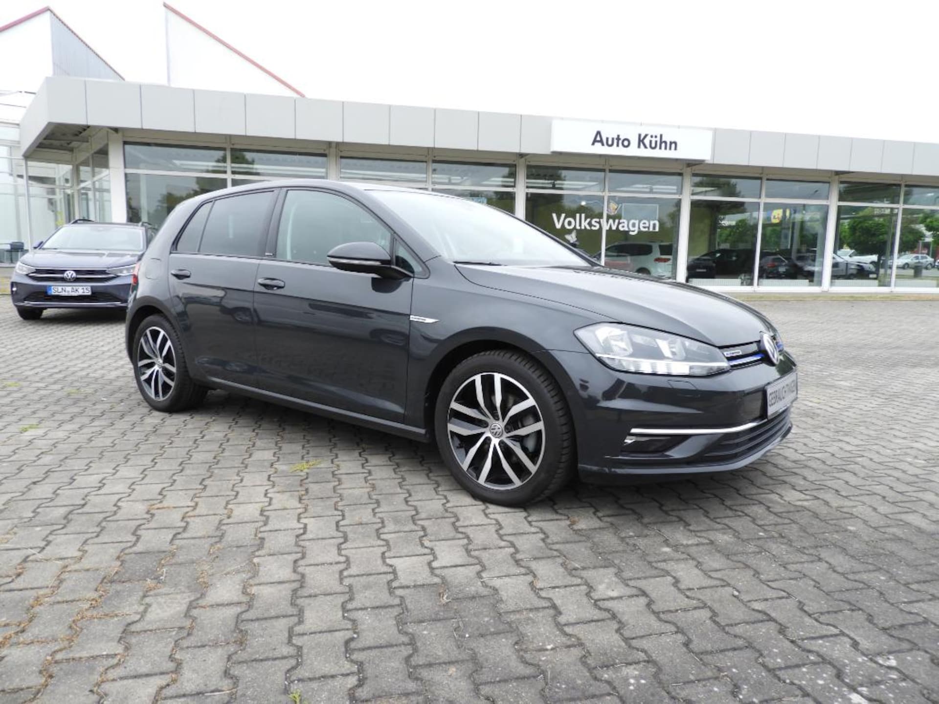 Volkswagen Golf IQ.DRIVE