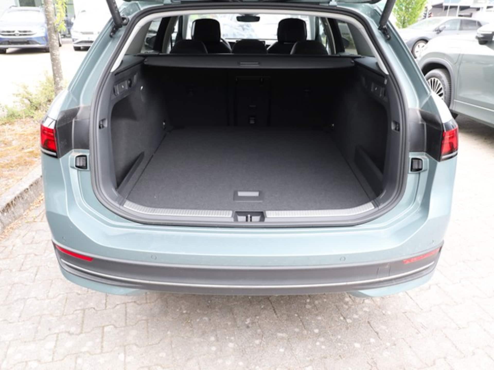 Volkswagen Passat Business