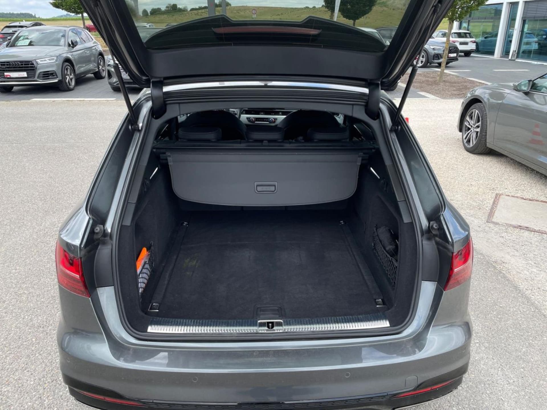 Audi A4 Avant S line