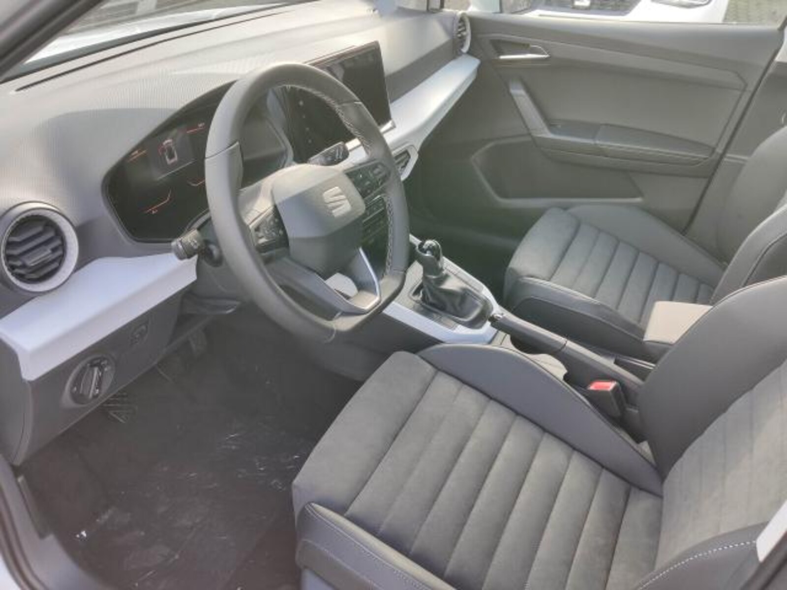 SEAT Arona – Bild 6