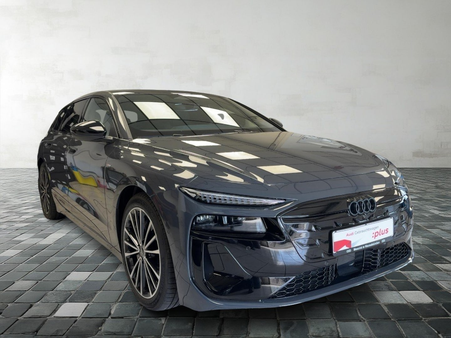 Bild über Audi A6 Avant e-tron S line business e-tron quattro 315 kW - für weitere Informationen kontaktieren Sie den Audi Partner