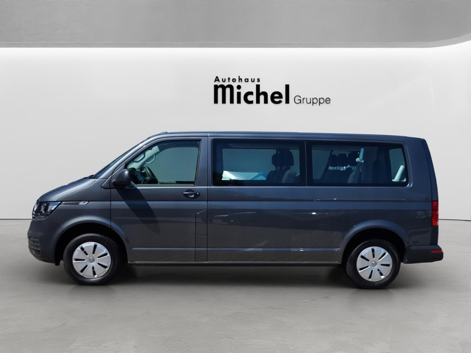 Volkswagen T6.1 Transporter Kombi langer Radstand