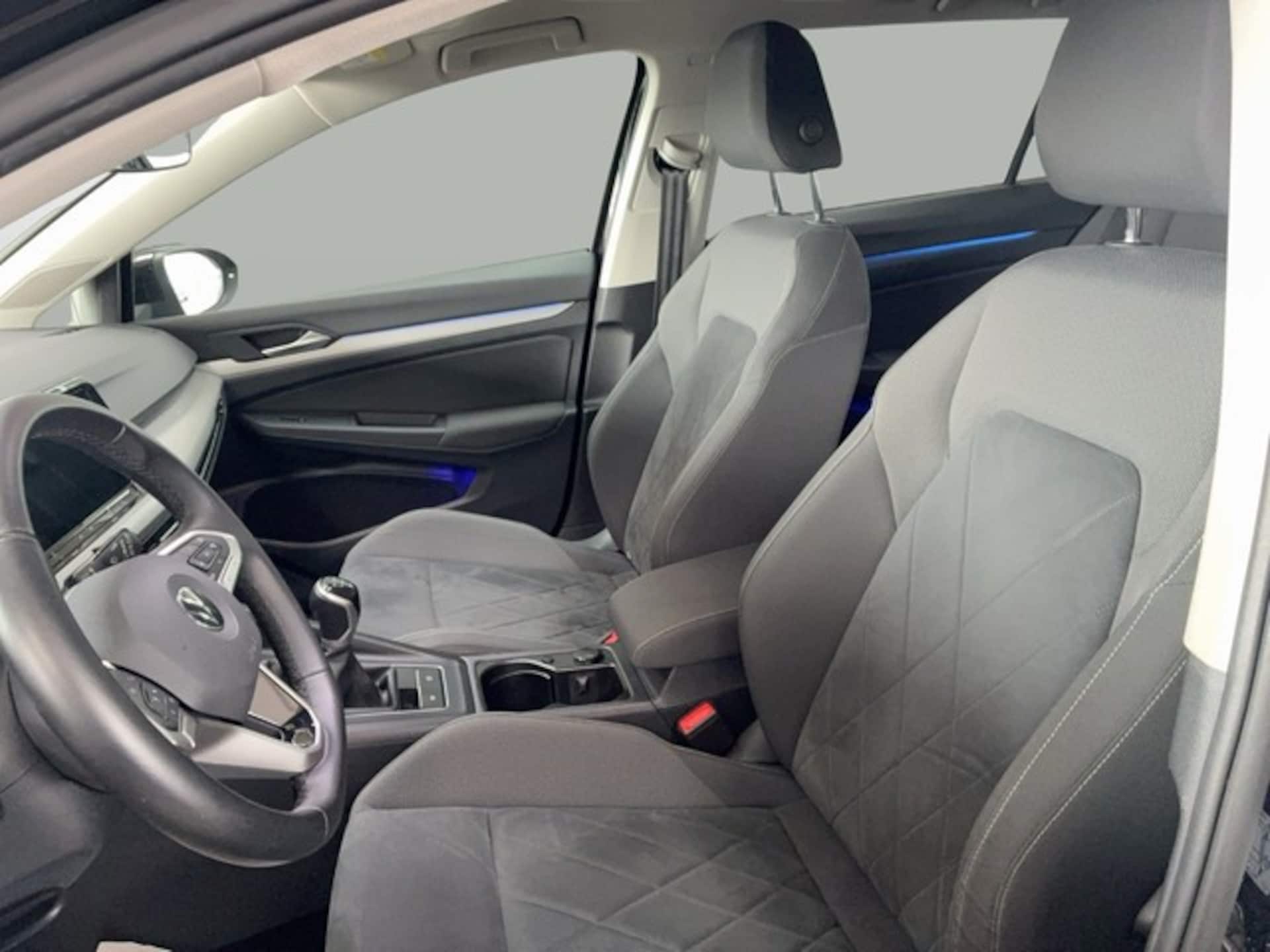 Volkswagen Golf Variant Life