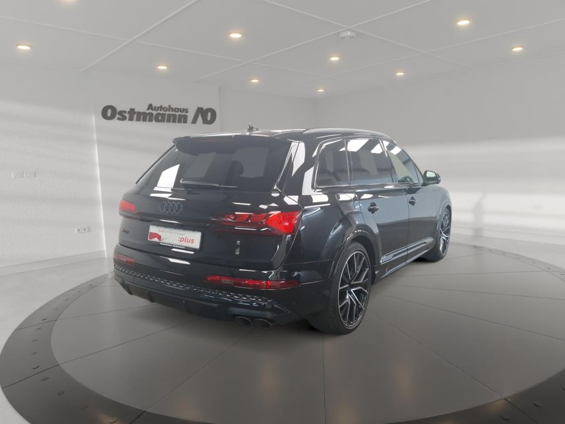 Audi SQ7 SUV