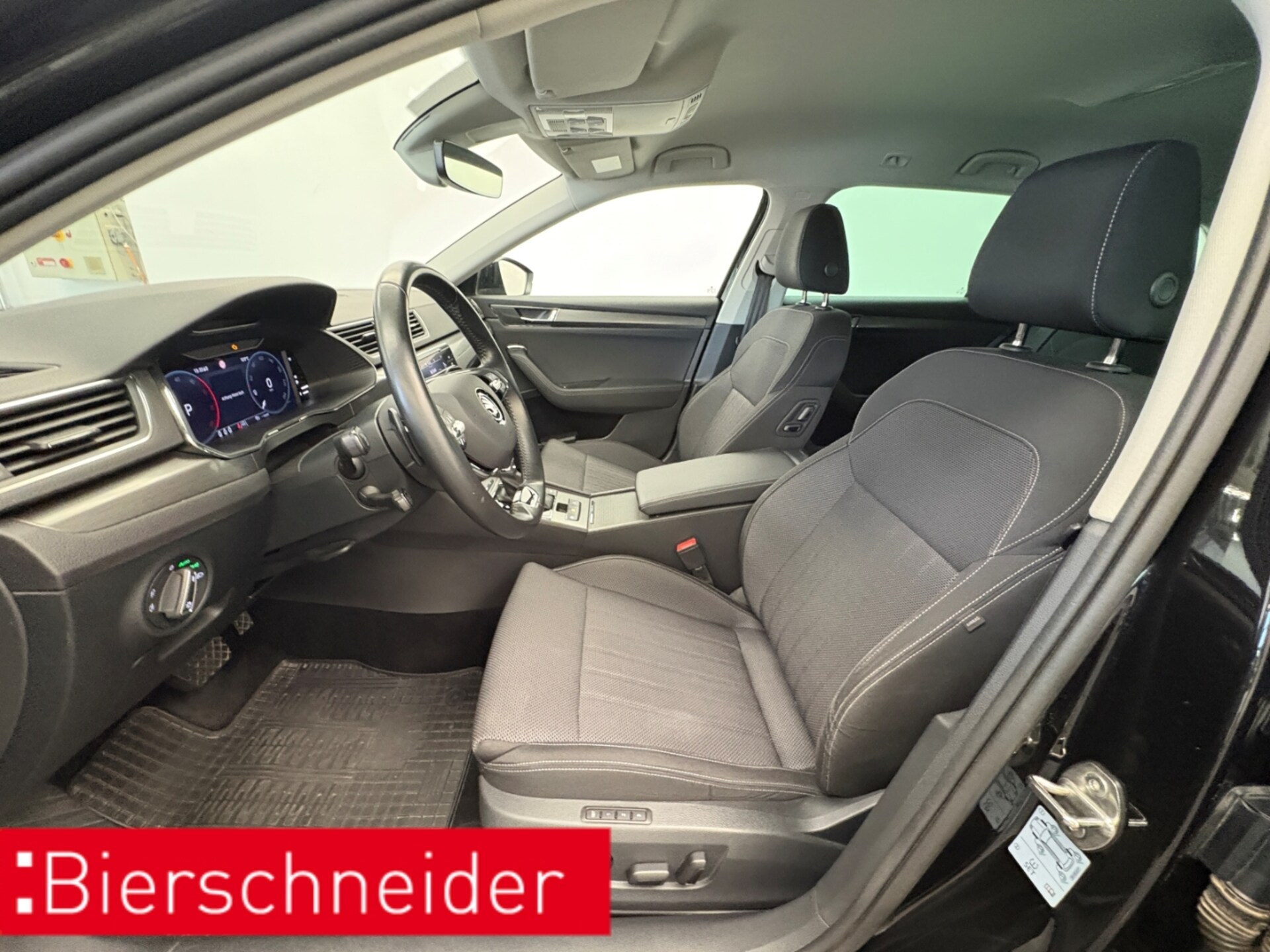 Skoda Superb Combi Style