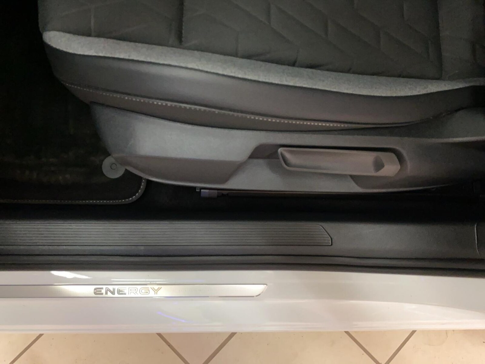 Volkswagen Golf Variant – Bild 18
