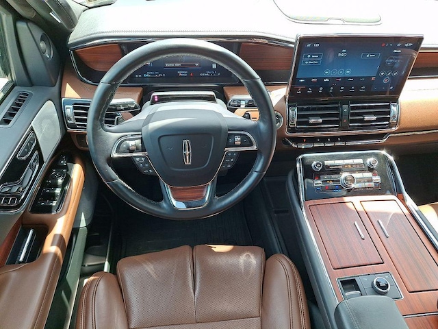 2024 Lincoln Navigator