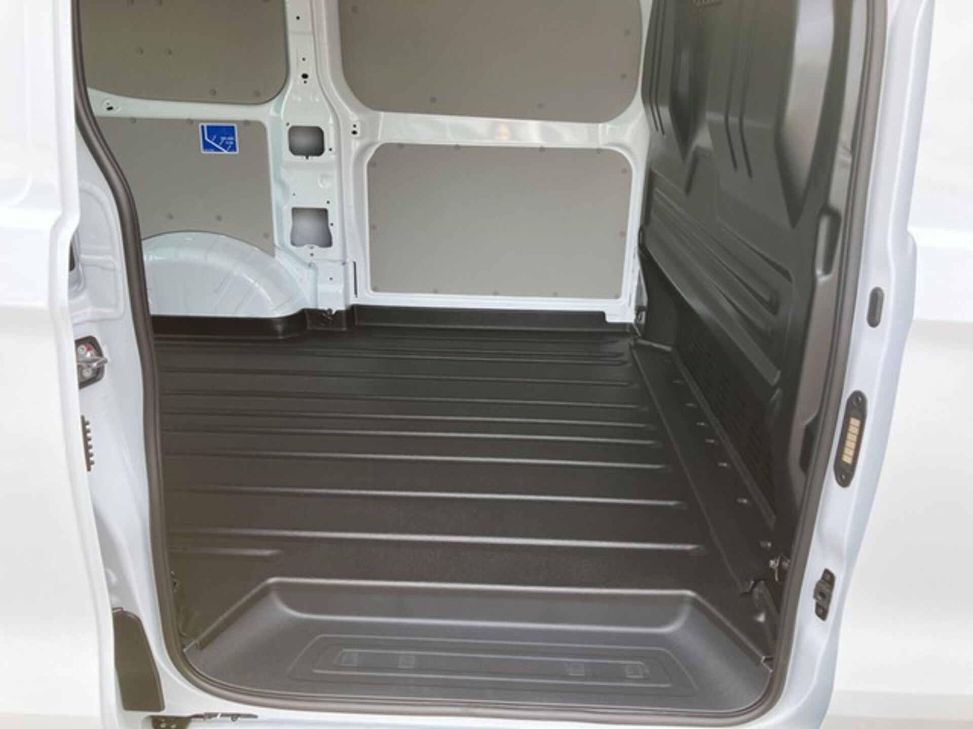 Volkswagen Transporter Kasten kurzer Radstand