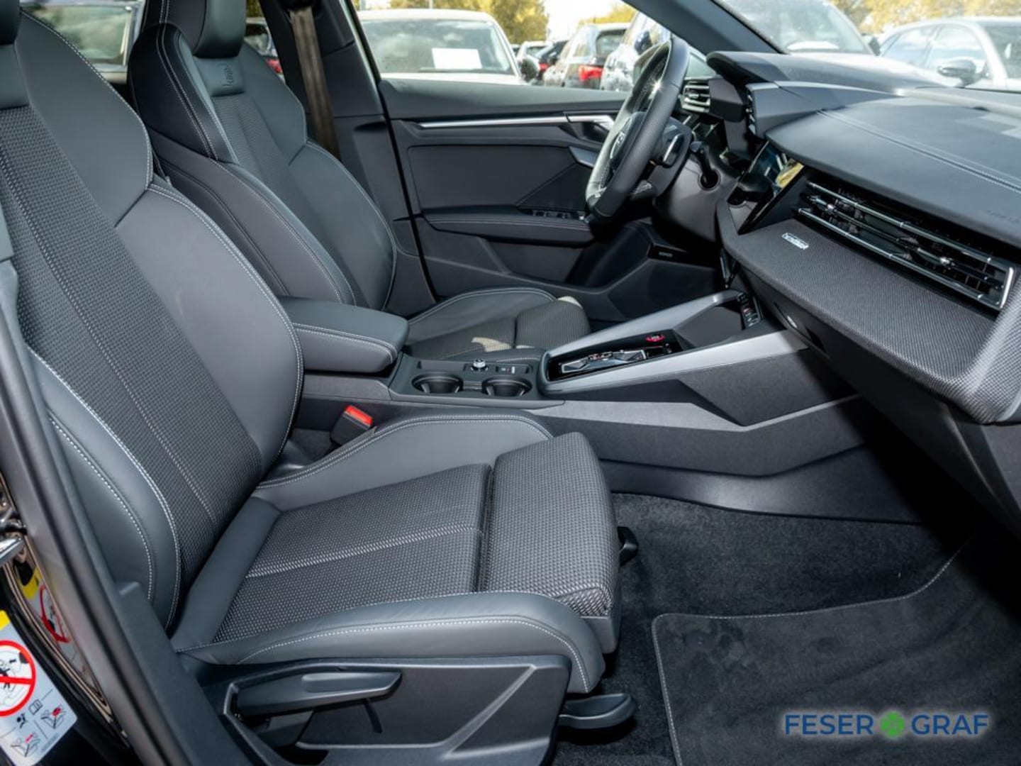 Bild über Audi S3 Sportback TFSI quattro S tronic - für weitere Informationen kontaktieren Sie den Audi Partner
