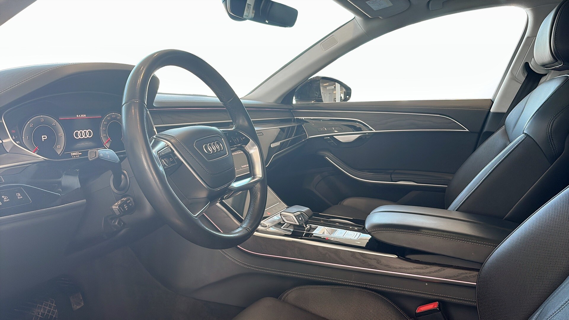 Bild som visar&nbsp;Audi A8&nbsp;A8 50 TDI quattro 286 hk tiptronic - för mer information kontakta din Audi Partner