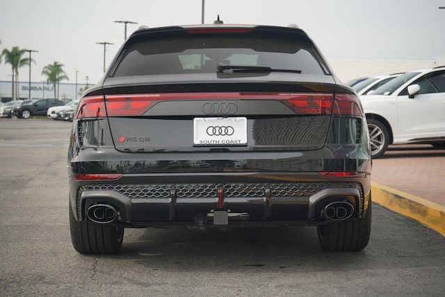 2026 Audi RS Q8 SUV performance