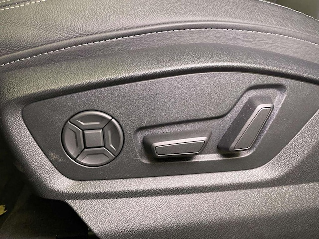 2025 Audi Q8 Premium - Photo 17