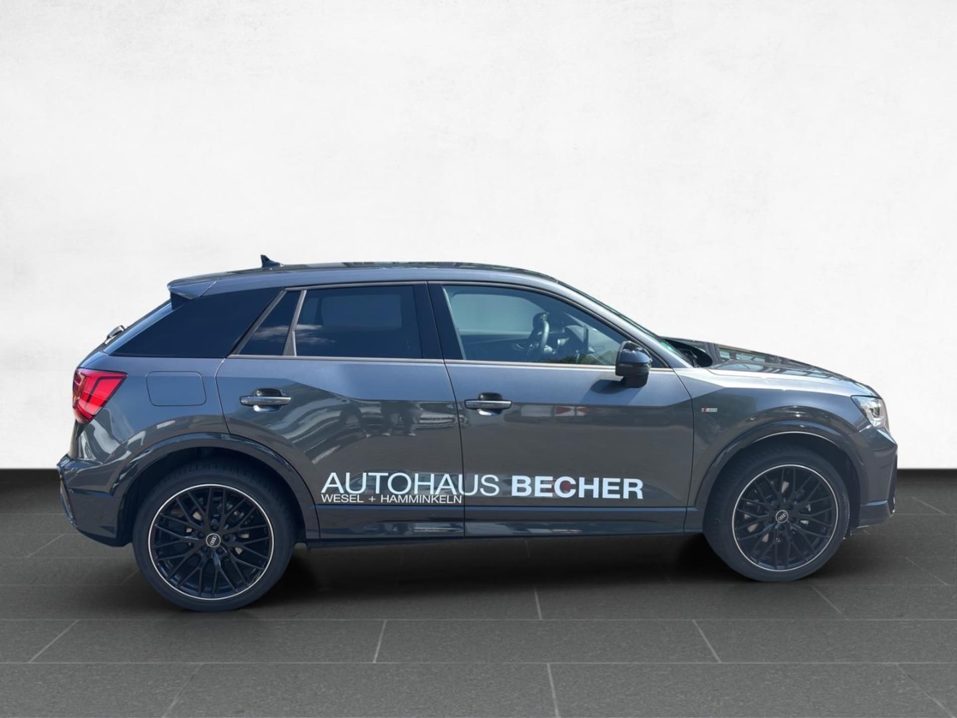 Audi Q2 S line