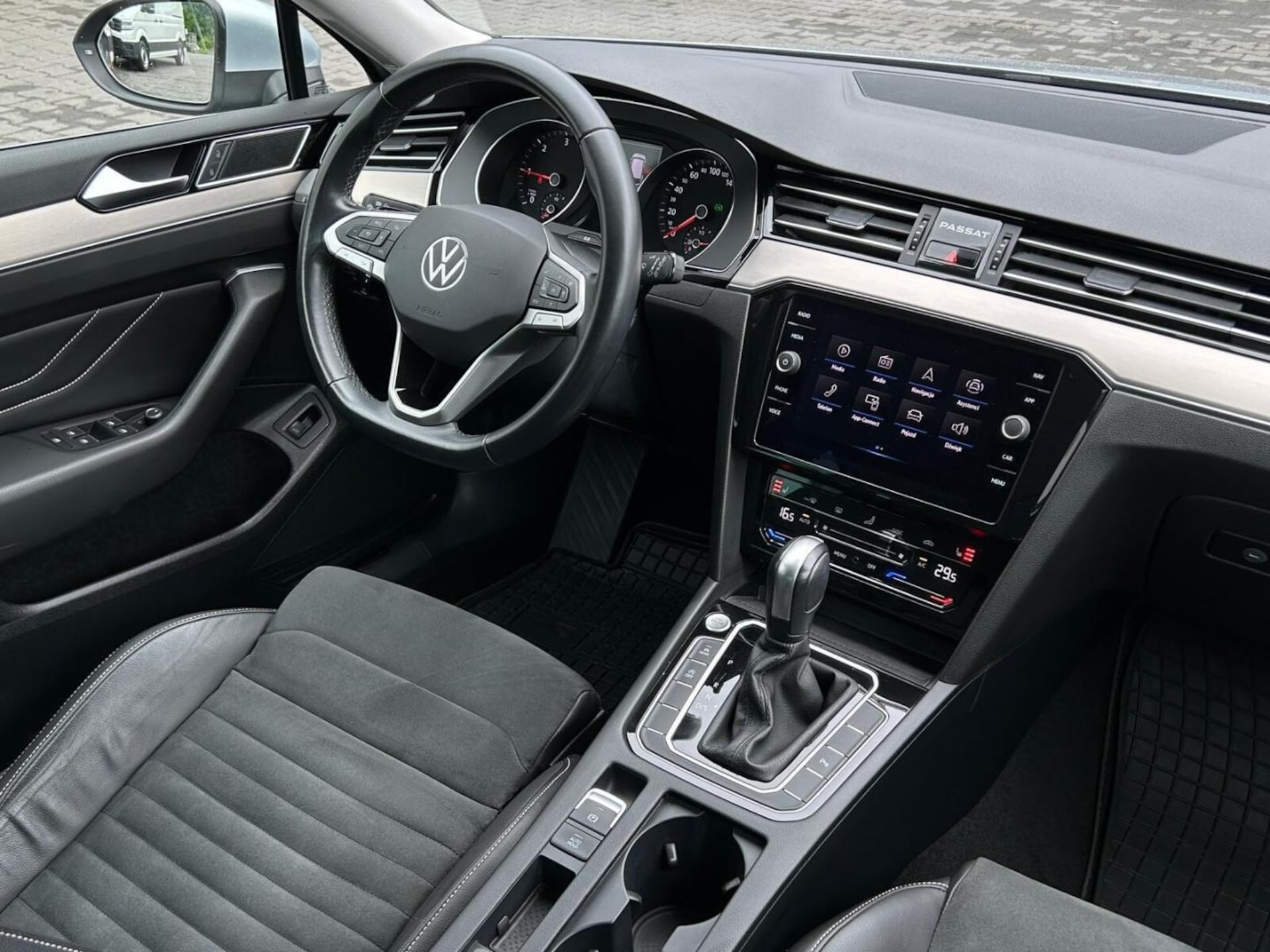 Volkswagen Passat Variant Elegance