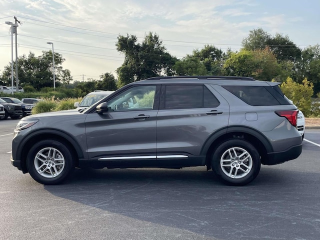 2025 Ford Explorer