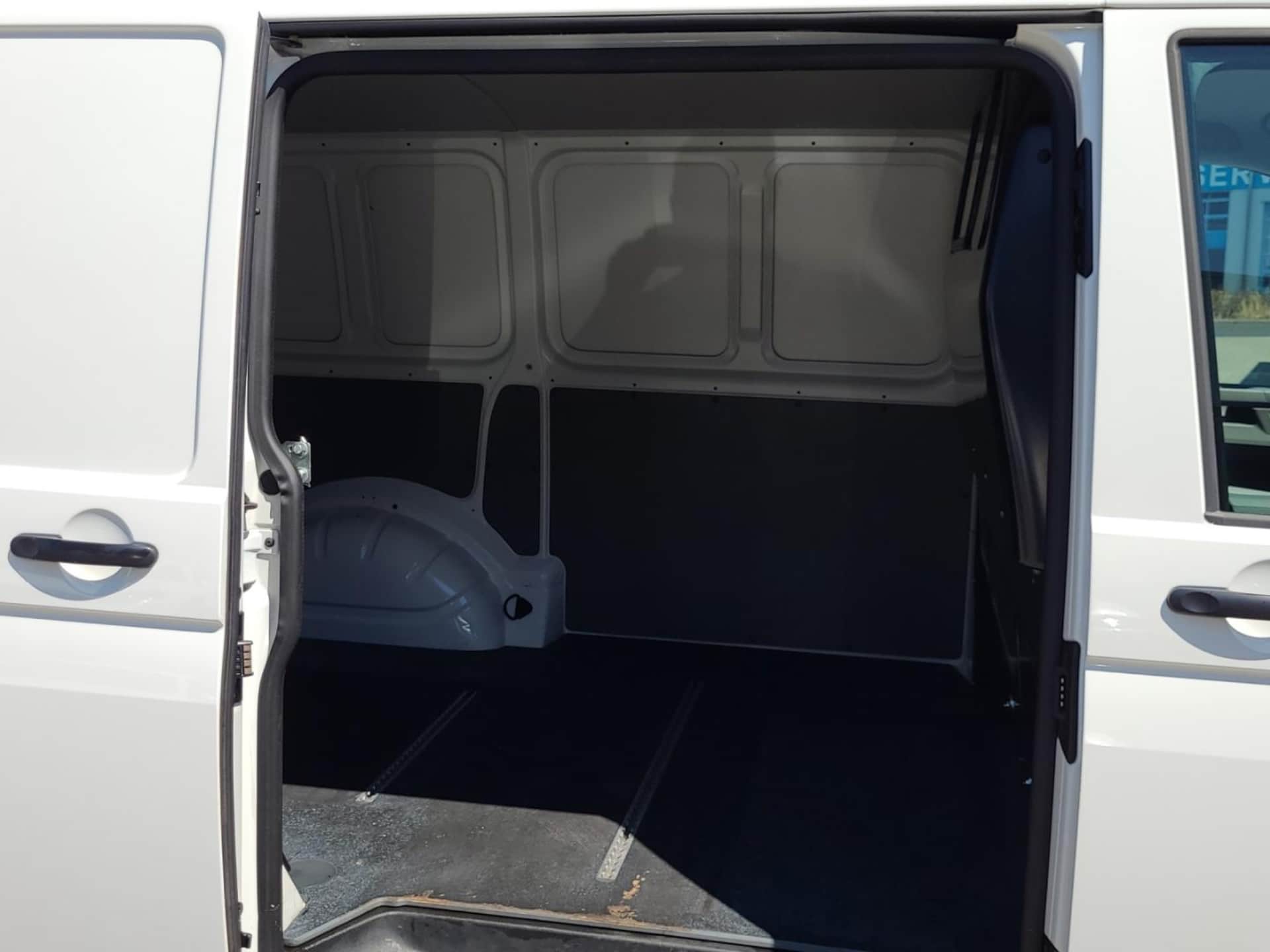 Volkswagen T6.1 Transporter Kasten kurzer Radstand
