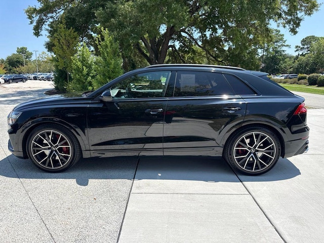 2023 Audi SQ8