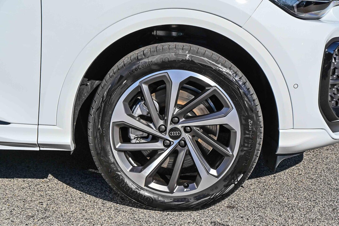 Image about Audi Q5 Sportback TDI quattro 150 kW sport