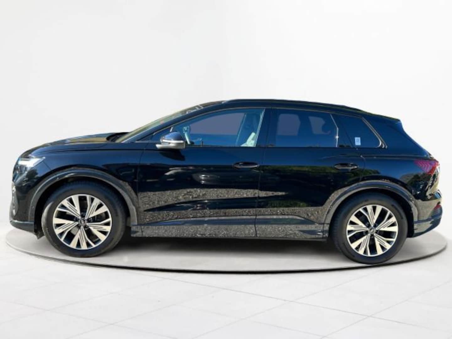 Bild über Audi Q4 e-tron 40 e-tron - für weitere Informationen kontaktieren Sie den Audi Partner