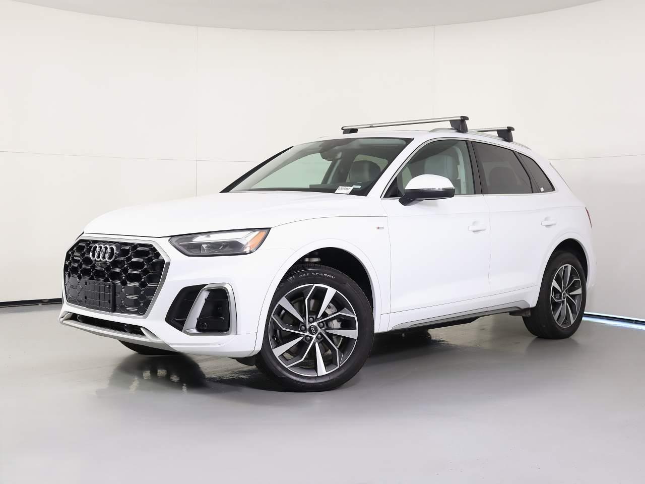 2024 Audi Q5 45 Premium Plus's photo