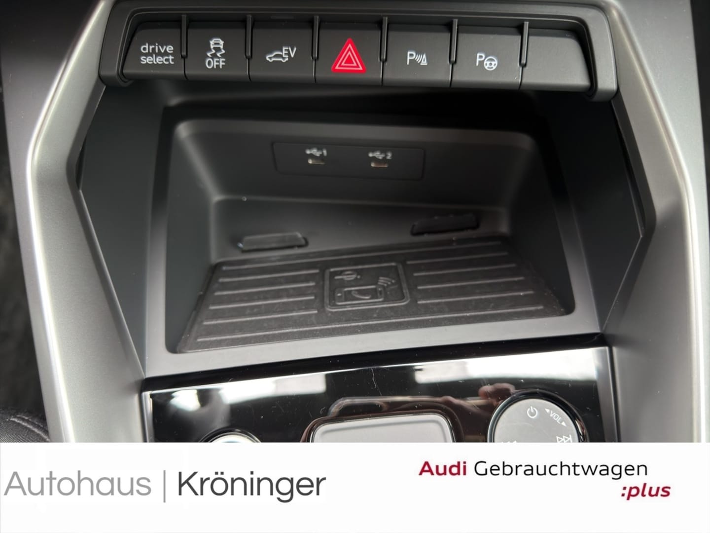 Bild über Audi A3 Sportback TFSI e 40 TFSI e S tronic - für weitere Informationen kontaktieren Sie den Audi Partner