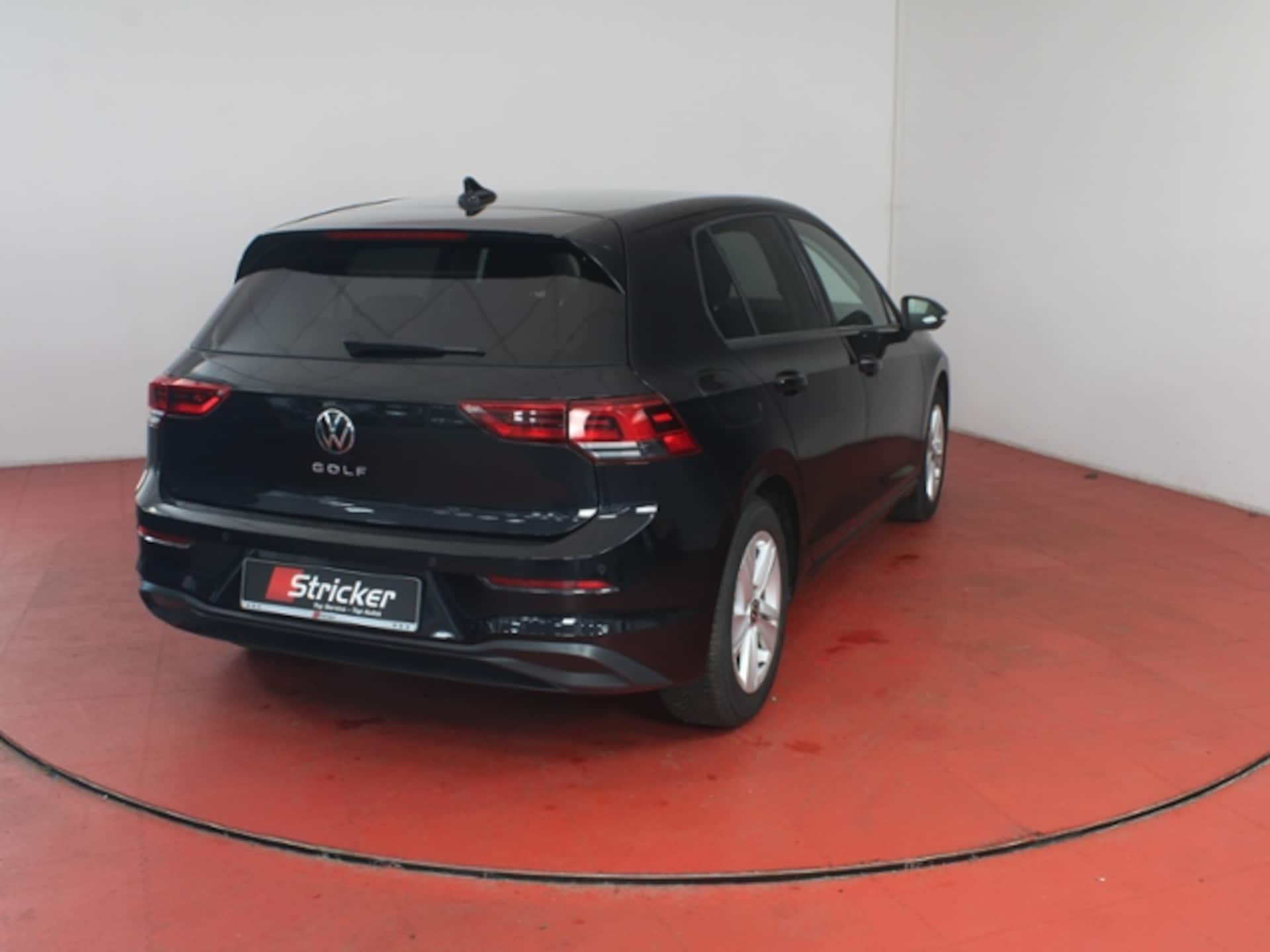 Volkswagen Golf Life