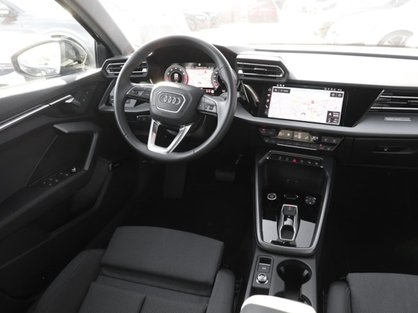 Bild über Audi A3 Sportback S line 35 TFSI S tronic - für weitere Informationen kontaktieren Sie den Audi Partner