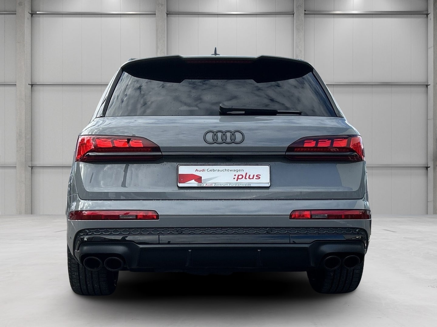 Bild über Audi SQ7 SUV TFSI quattro tiptronic - für weitere Informationen kontaktieren Sie den Audi Partner
