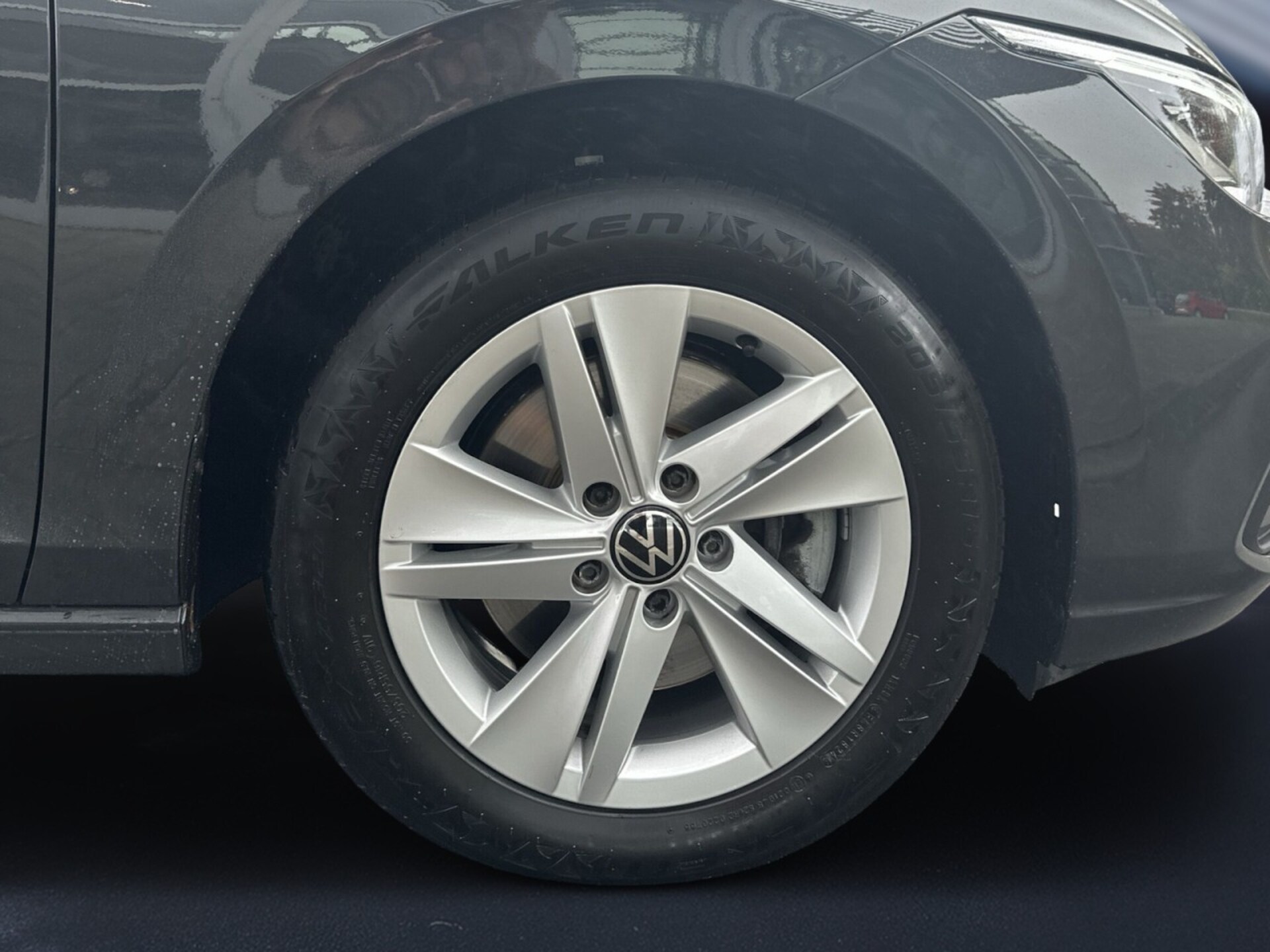 Volkswagen Golf Variant Life