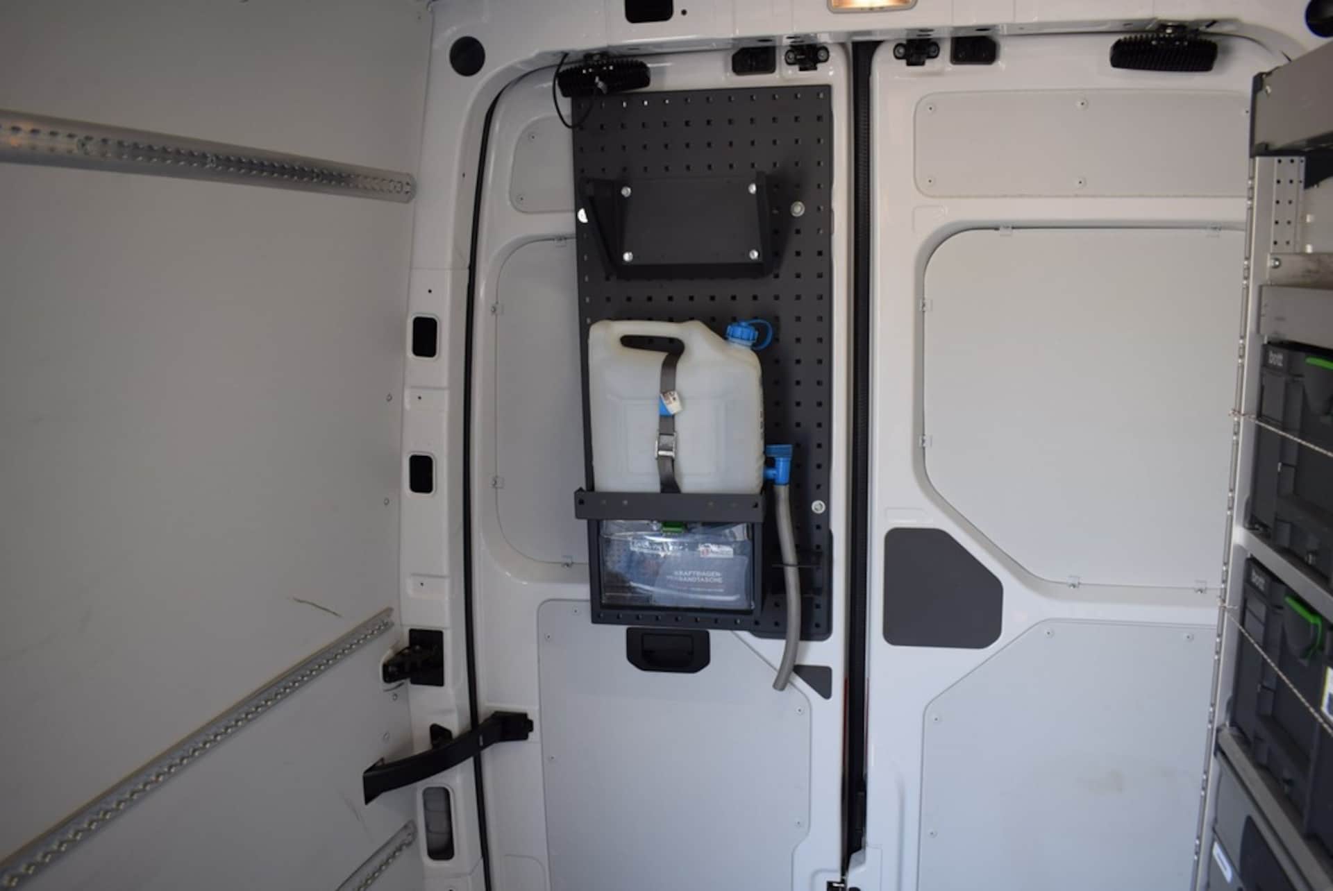 Volkswagen Crafter Kasten mittlerer Radstand