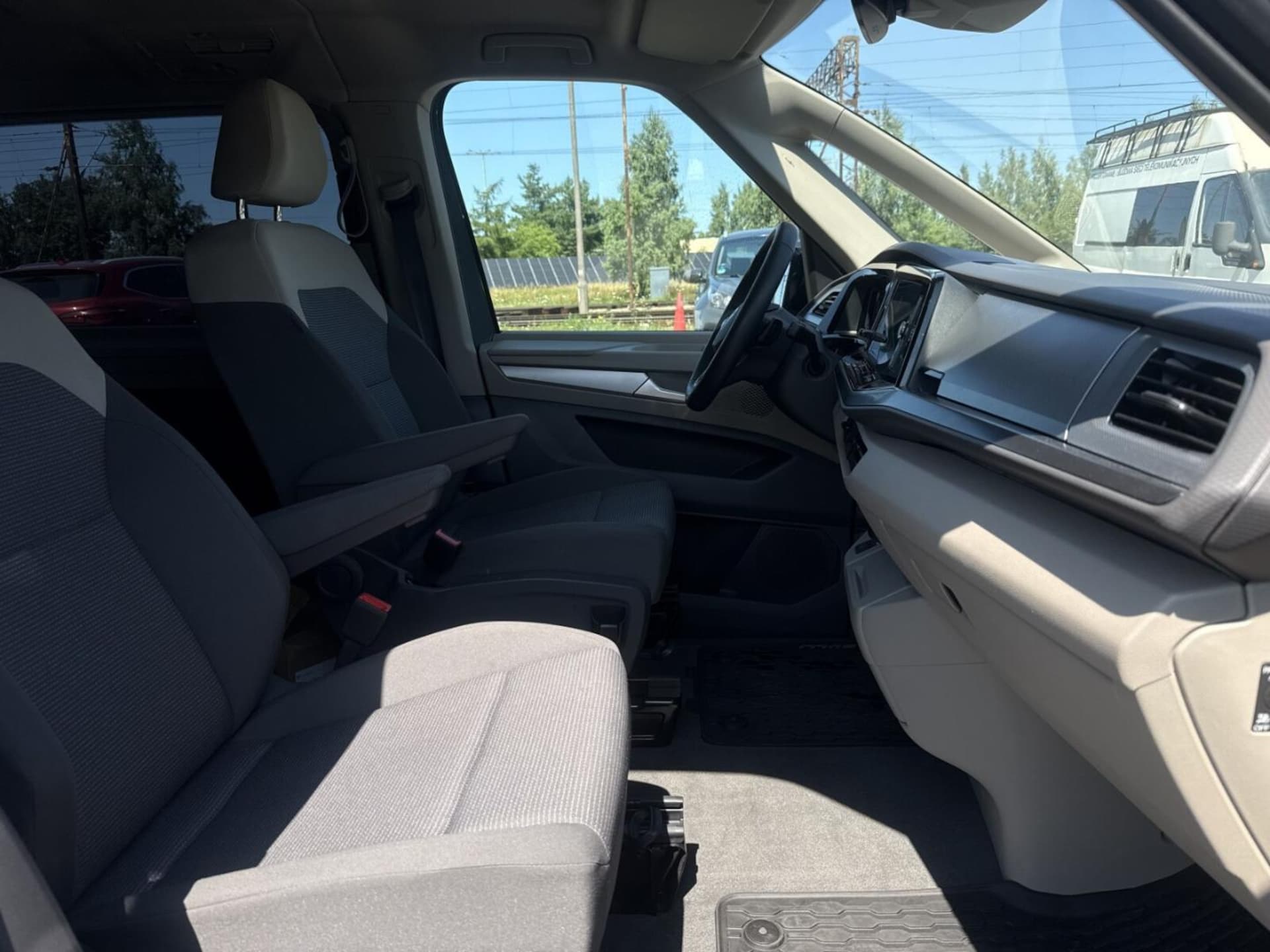 Volkswagen Multivan Model bazowy