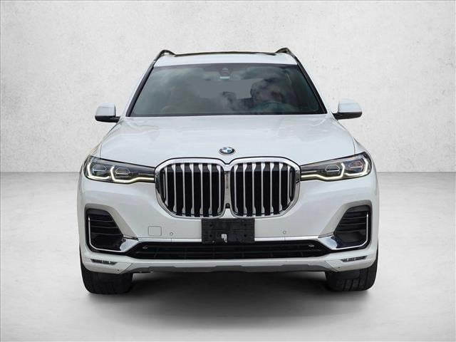 2021 BMW X7