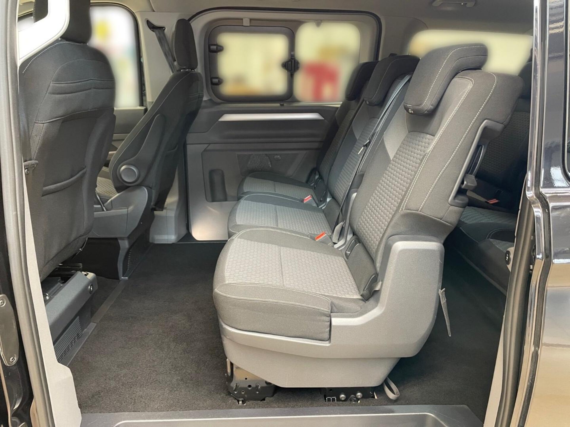 Volkswagen Caravelle Style