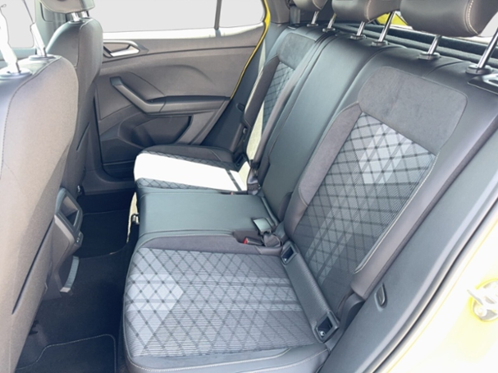 Volkswagen T-Cross – Bild 12