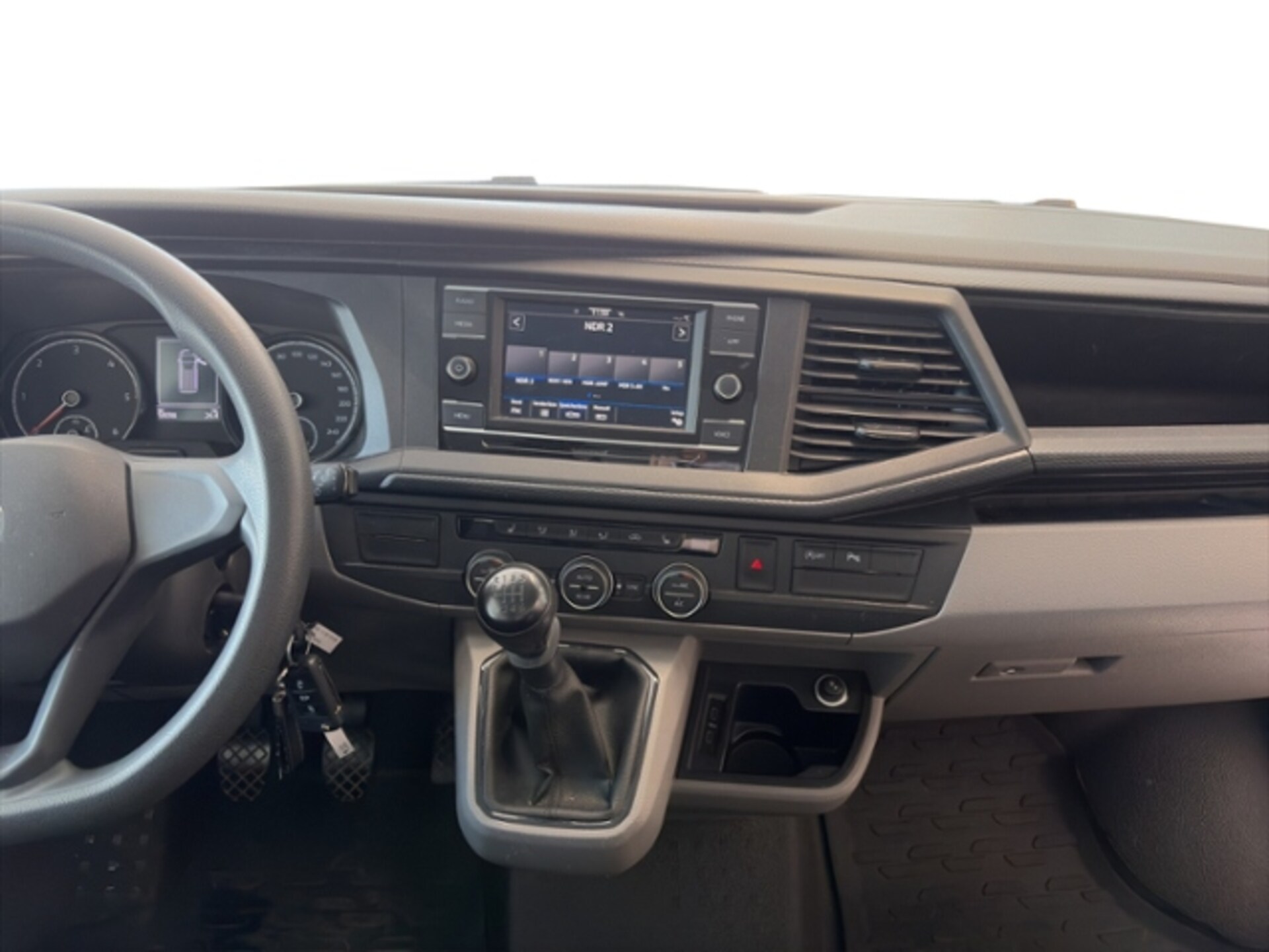 Volkswagen T6.1 Caravelle langer Radstand Comfortline