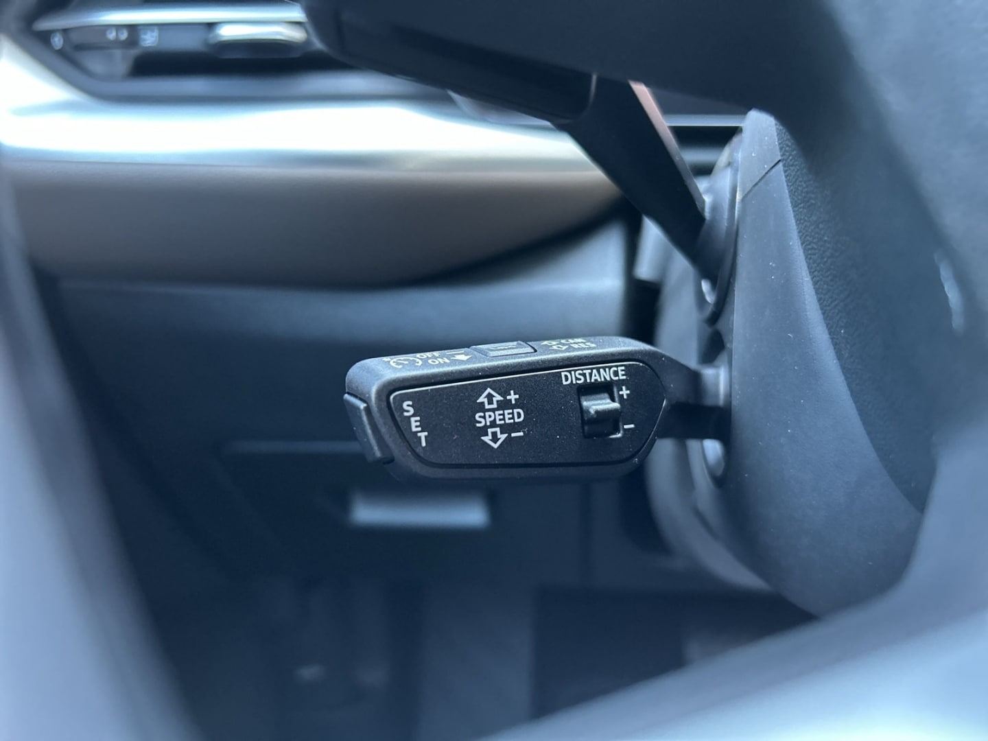 Bild über Audi Q5 SUV TDI quattro 220 kW S tronic - für weitere Informationen kontaktieren Sie den Audi Partner