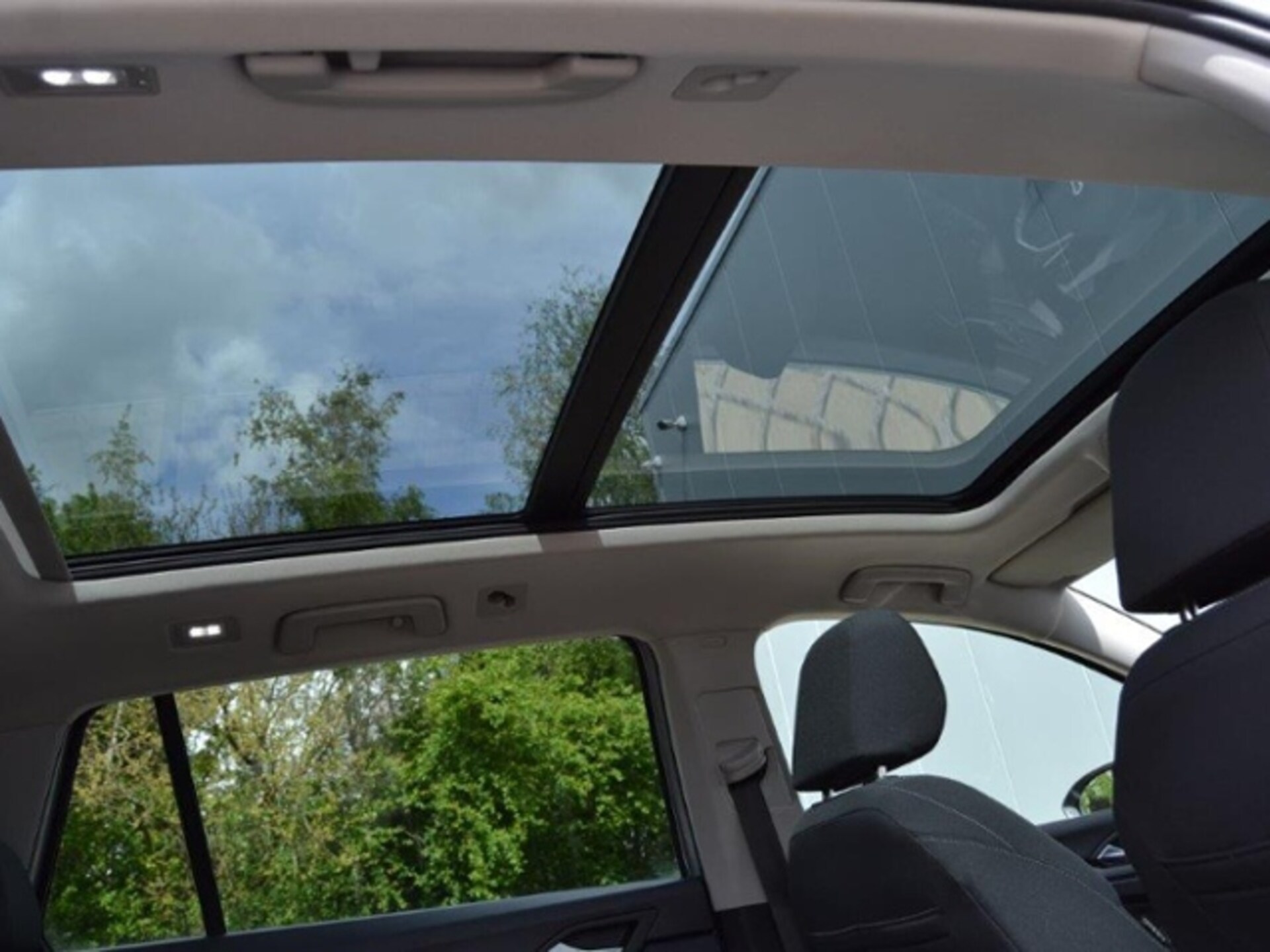 Volkswagen Golf Variant Style