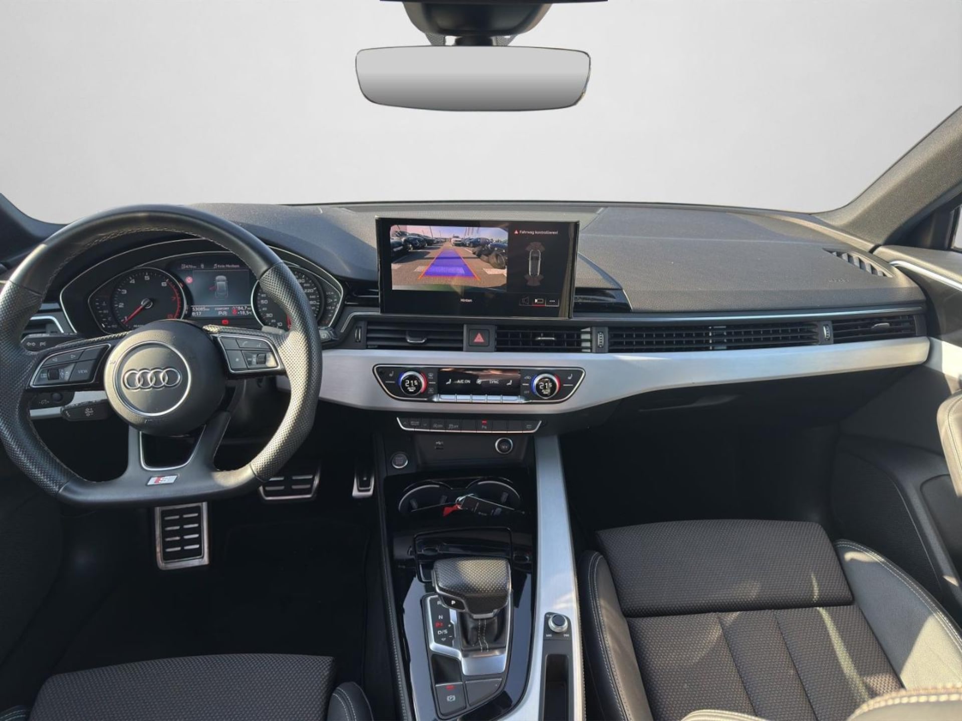 Audi A4 Avant S line