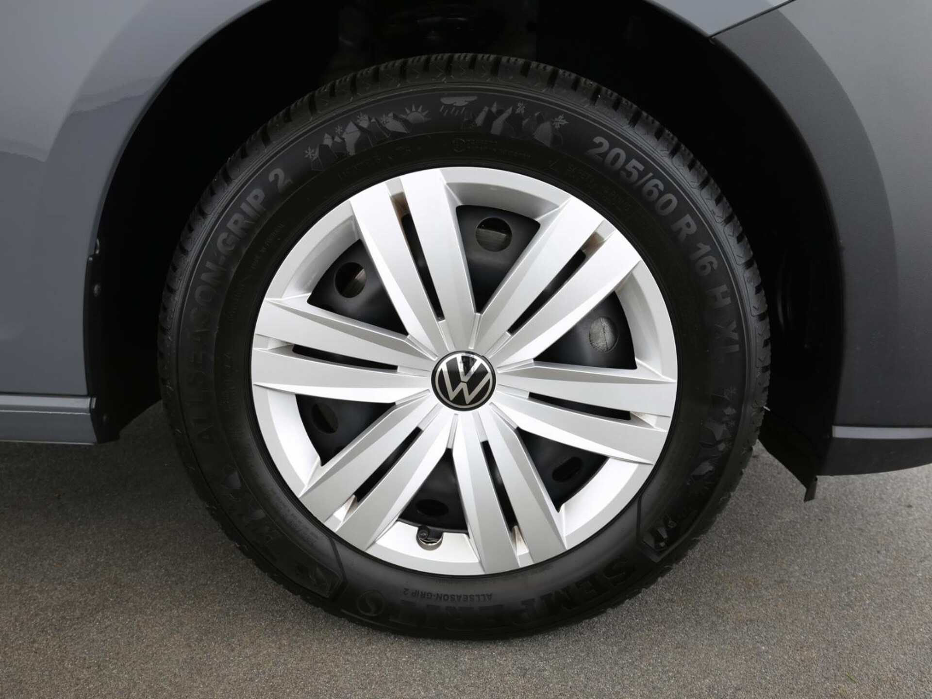 Volkswagen Caddy Kombi Basis-Modell