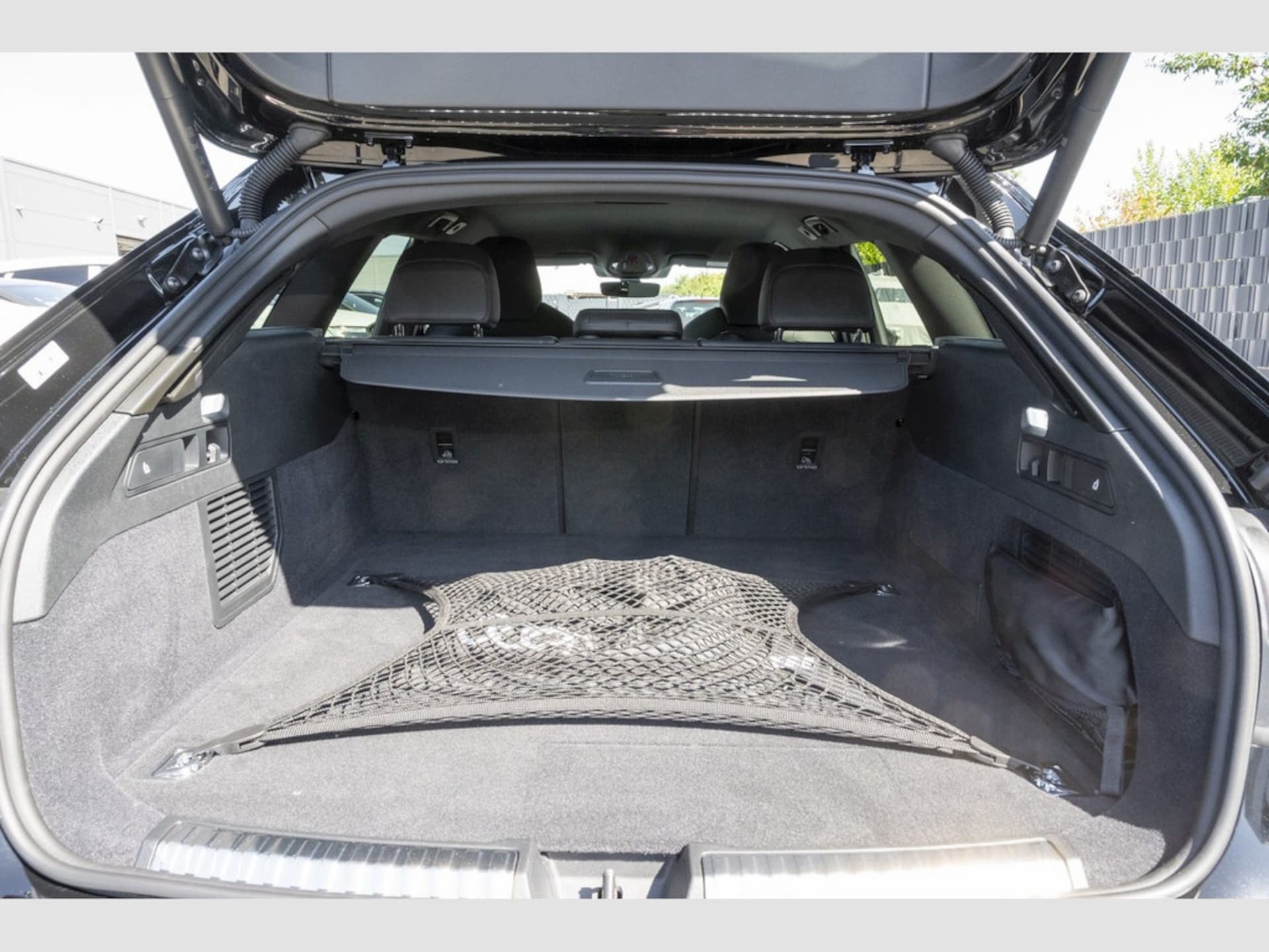 Audi A5 Avant e-hybrid