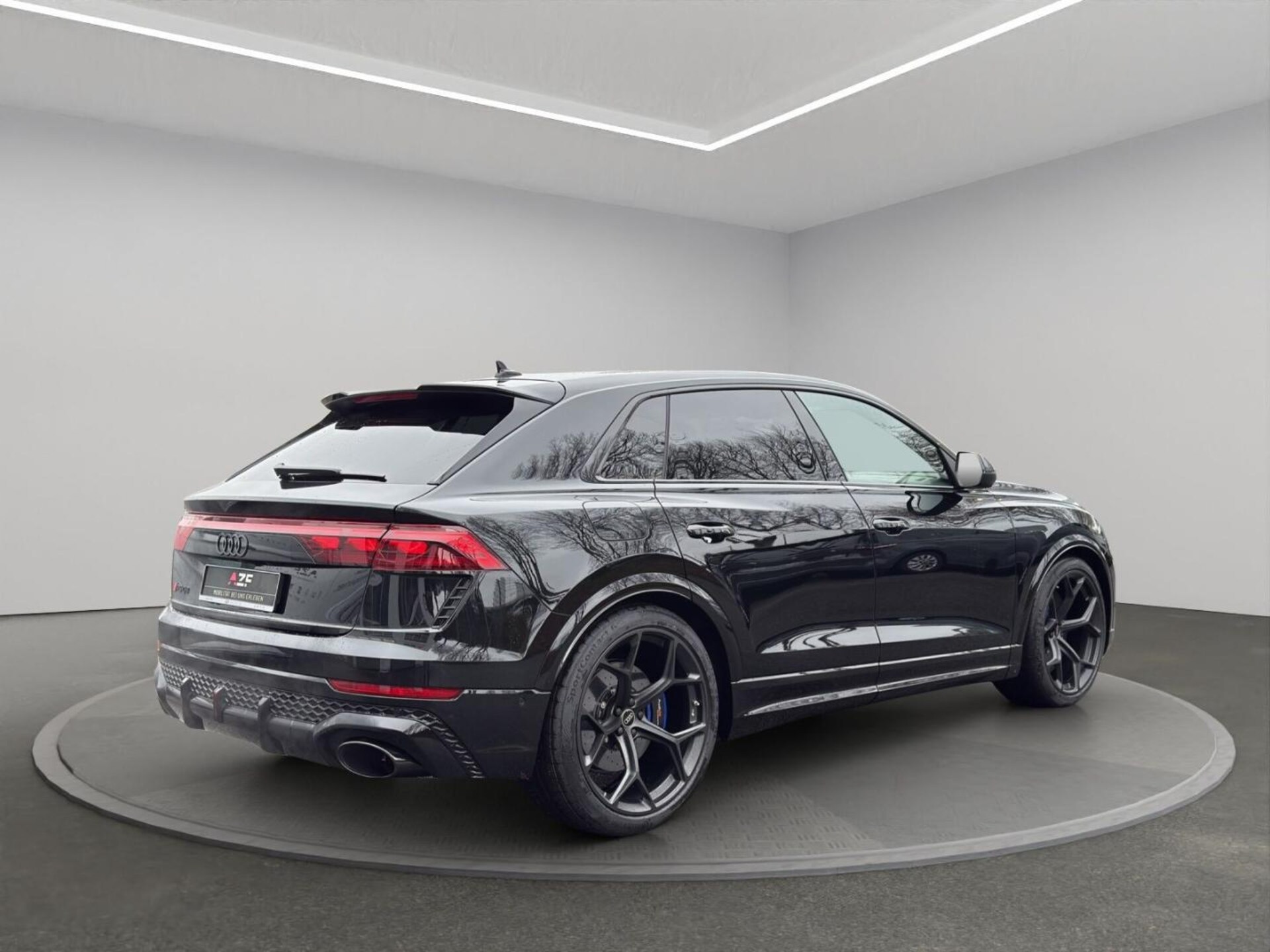 Audi RS Q8 SUV performance