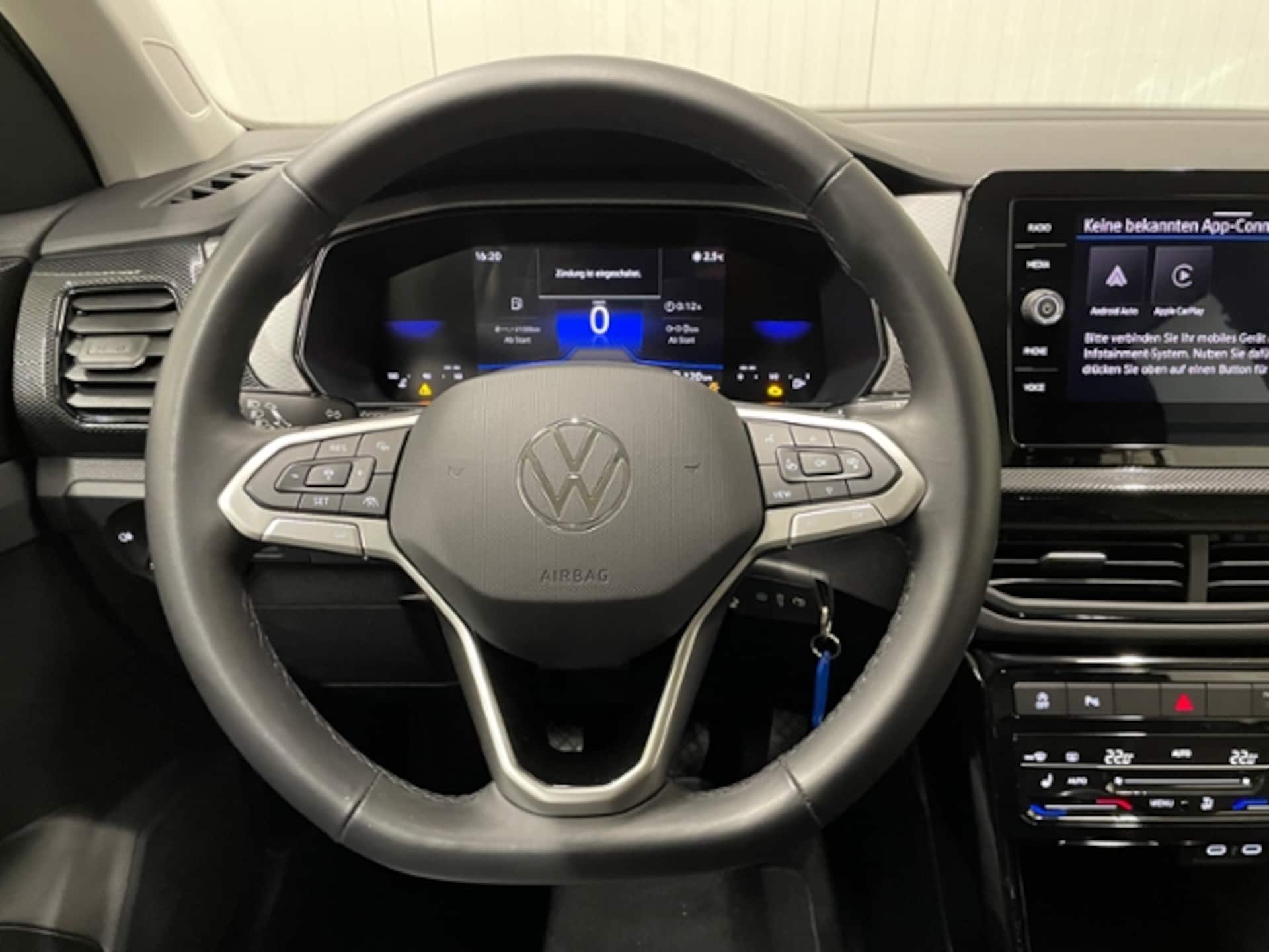 Volkswagen T-Cross Life