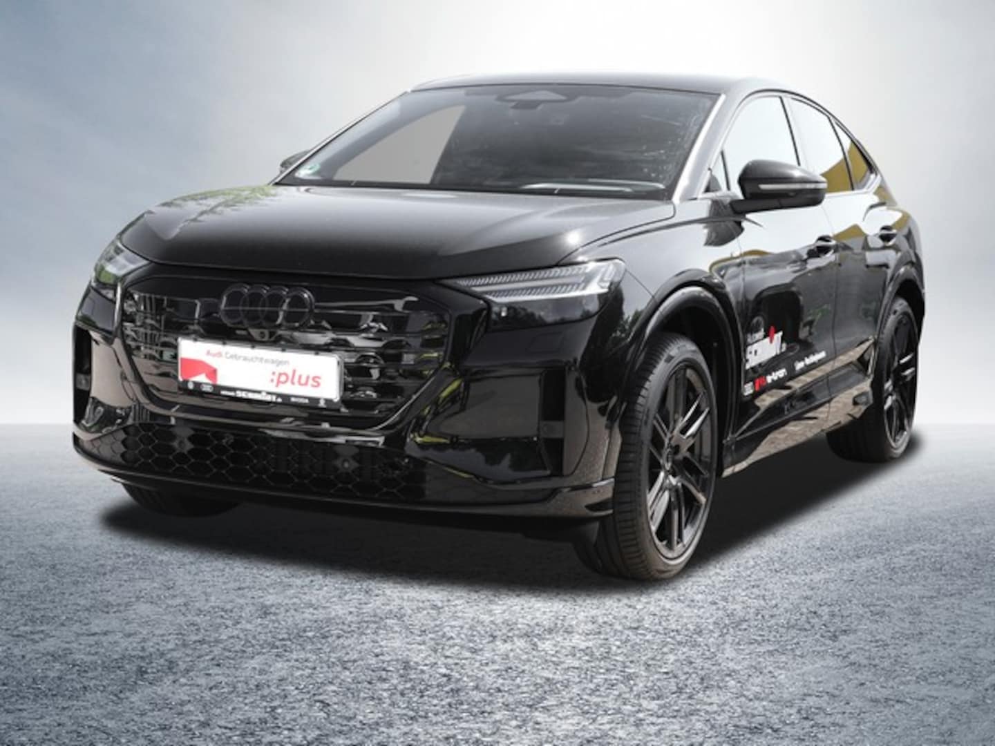Bild über Audi Q4 Sportback e-tron e-tron quattro 220 kW - für weitere Informationen kontaktieren Sie den Audi Partner