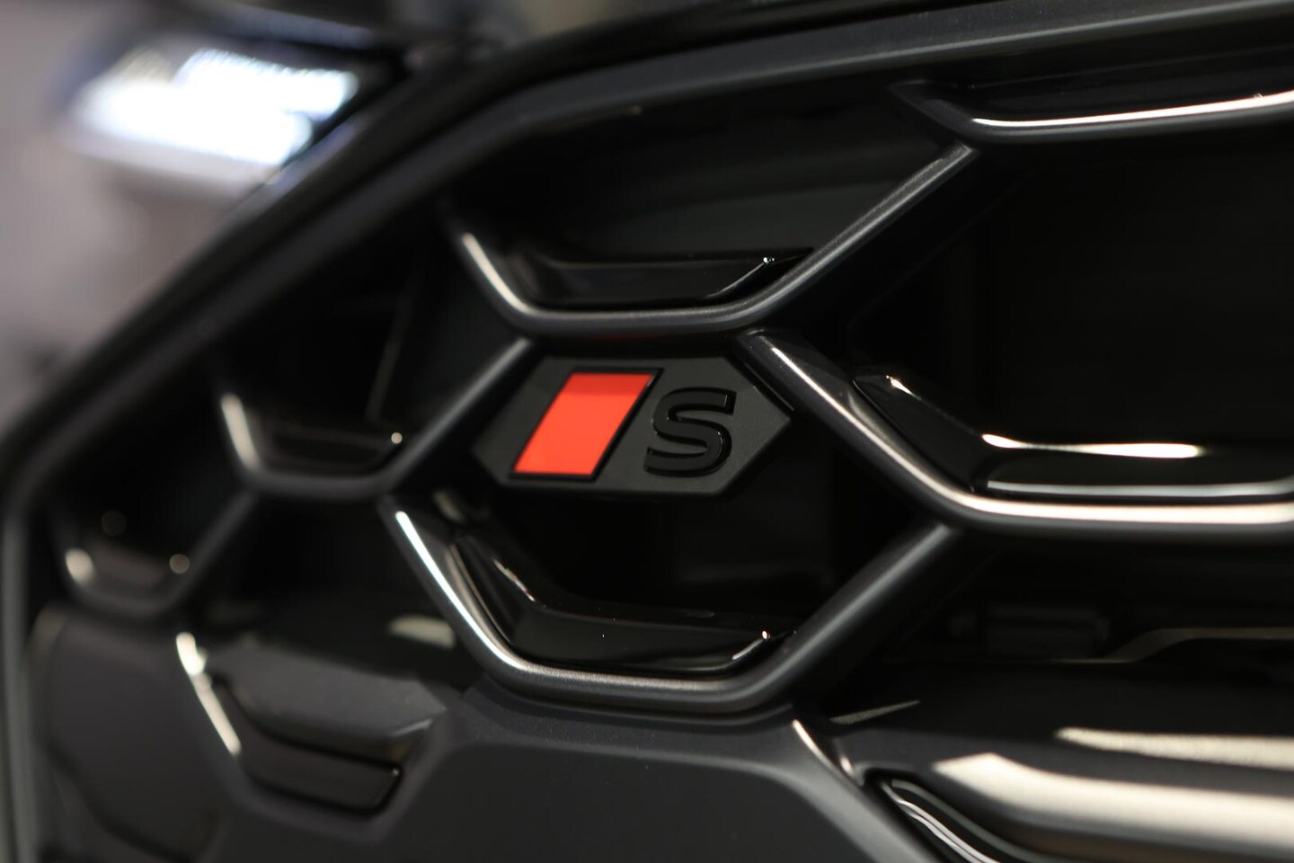 Image about Audi S5 Avant TFSI quattro 270 kW S tronic
