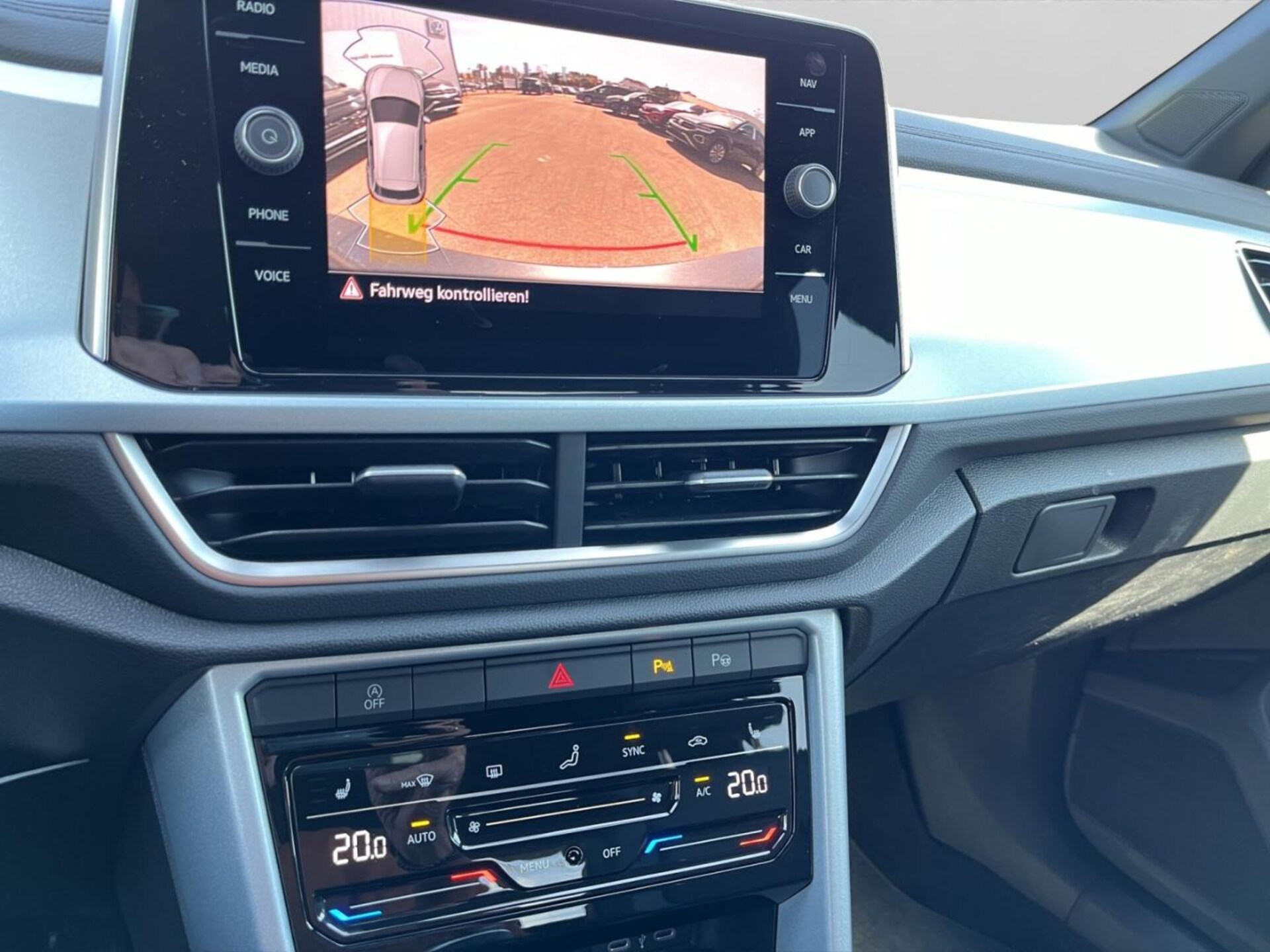 Volkswagen T-Roc Life