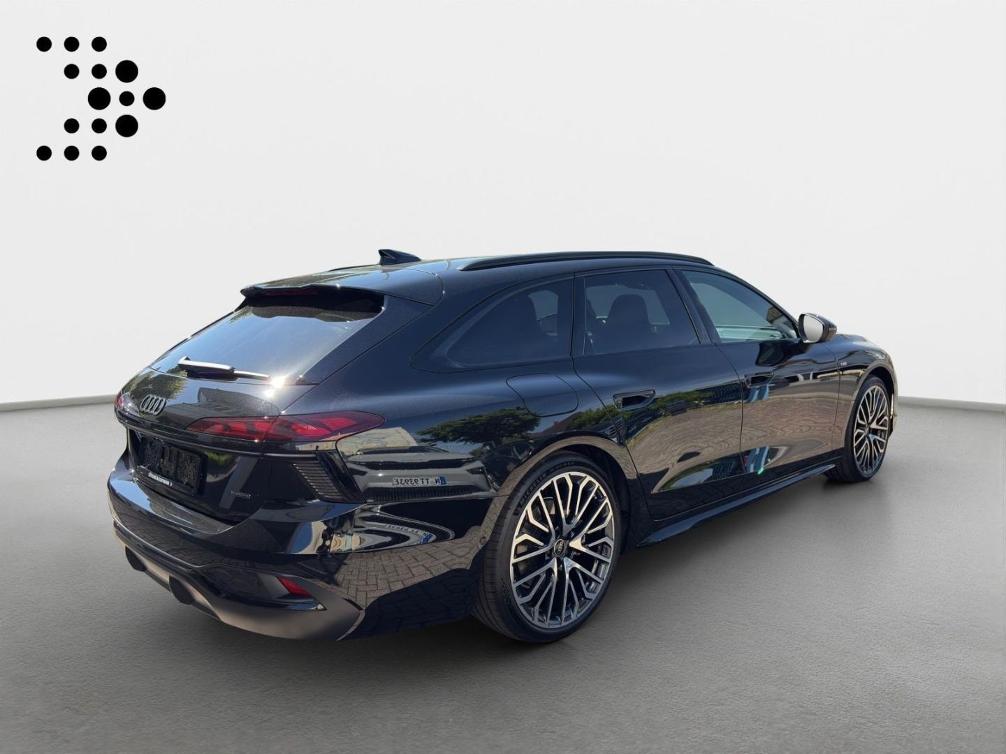 Bild über Audi A6 Avant TDI quattro 220 kW S tronic - für weitere Informationen kontaktieren Sie den Audi Partner