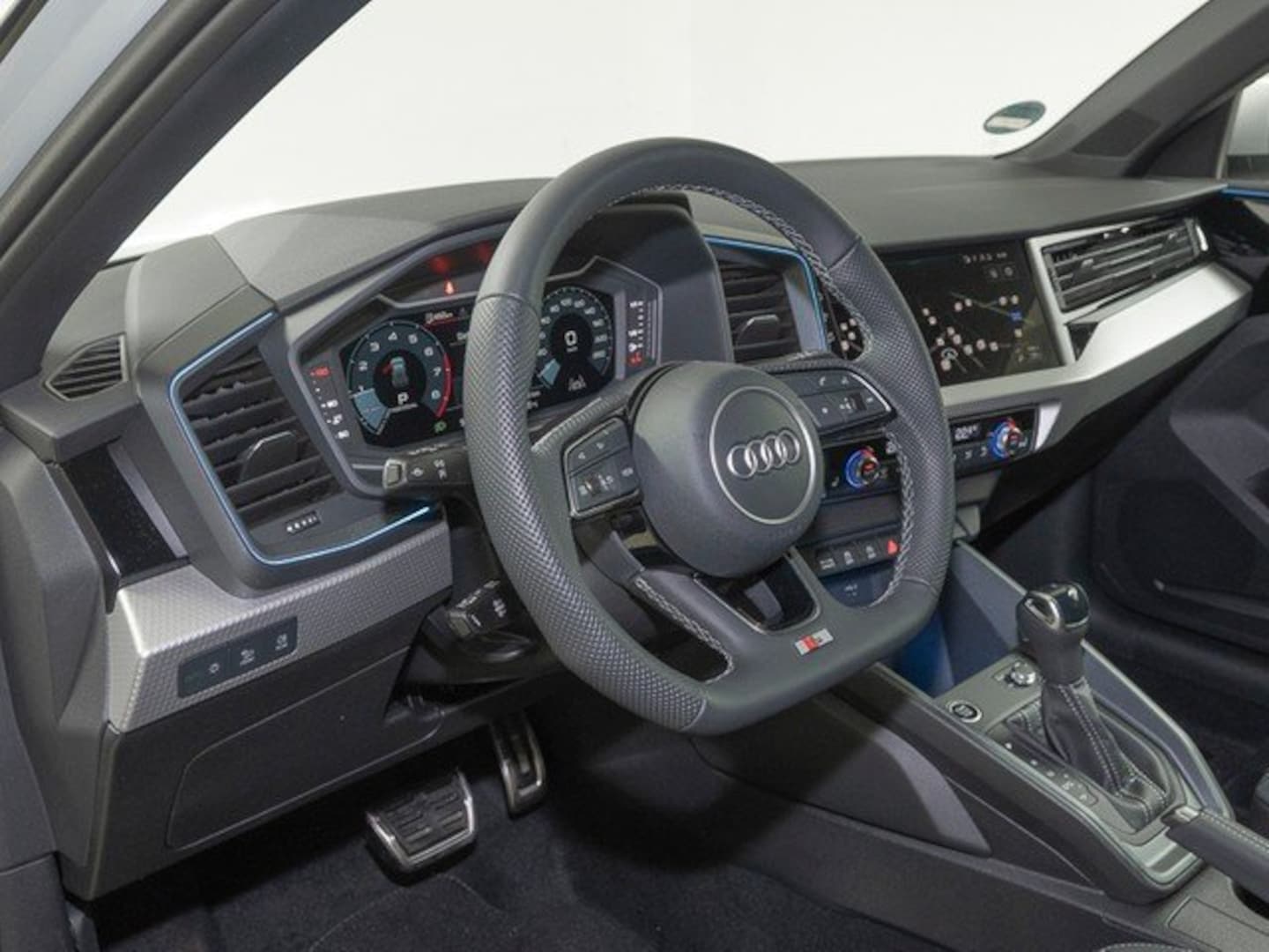 Bild über Audi A1 Sportback S line 35 TFSI S tronic - für weitere Informationen kontaktieren Sie den Audi Partner