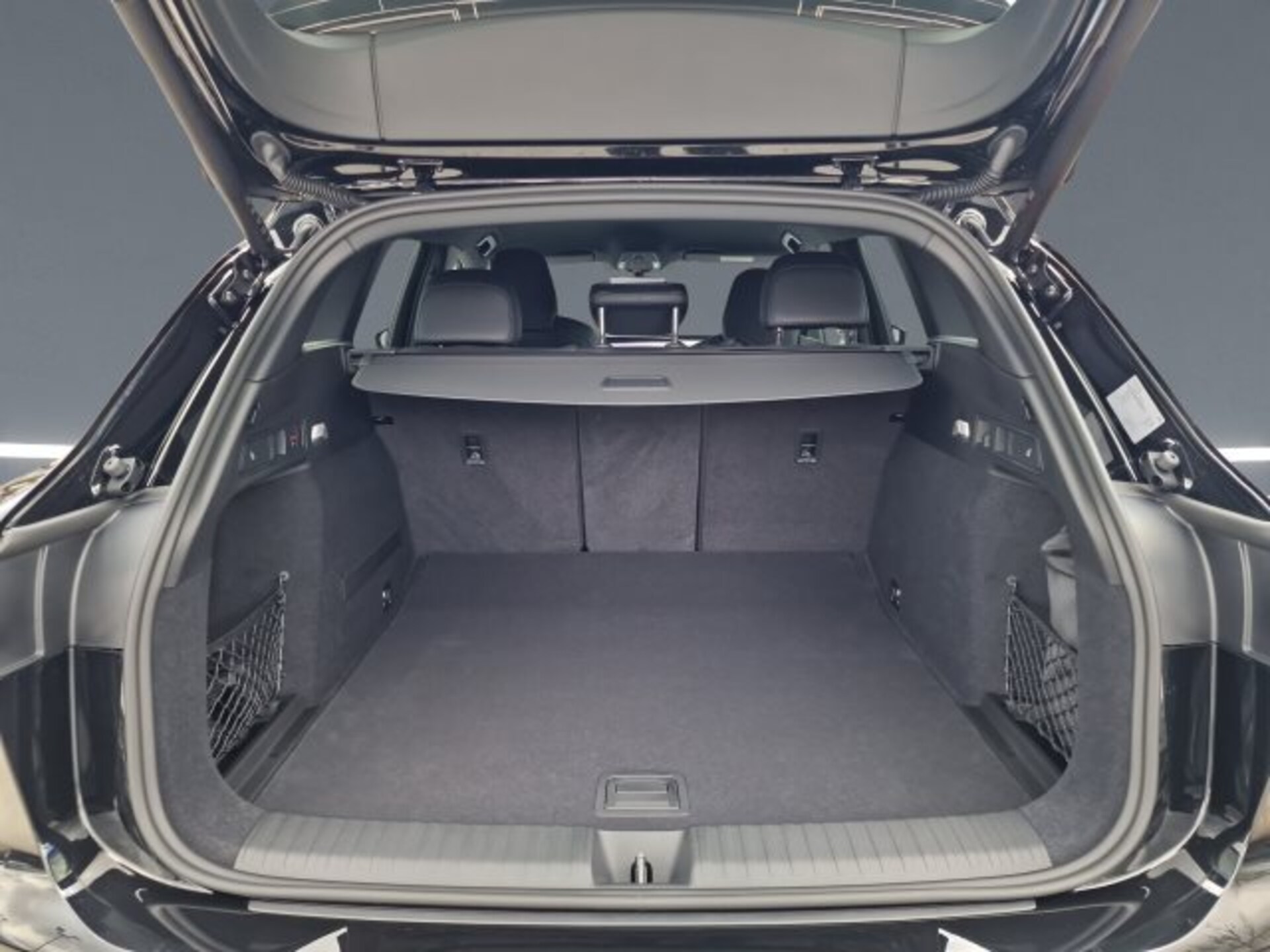 Audi Q6 SUV e-tron