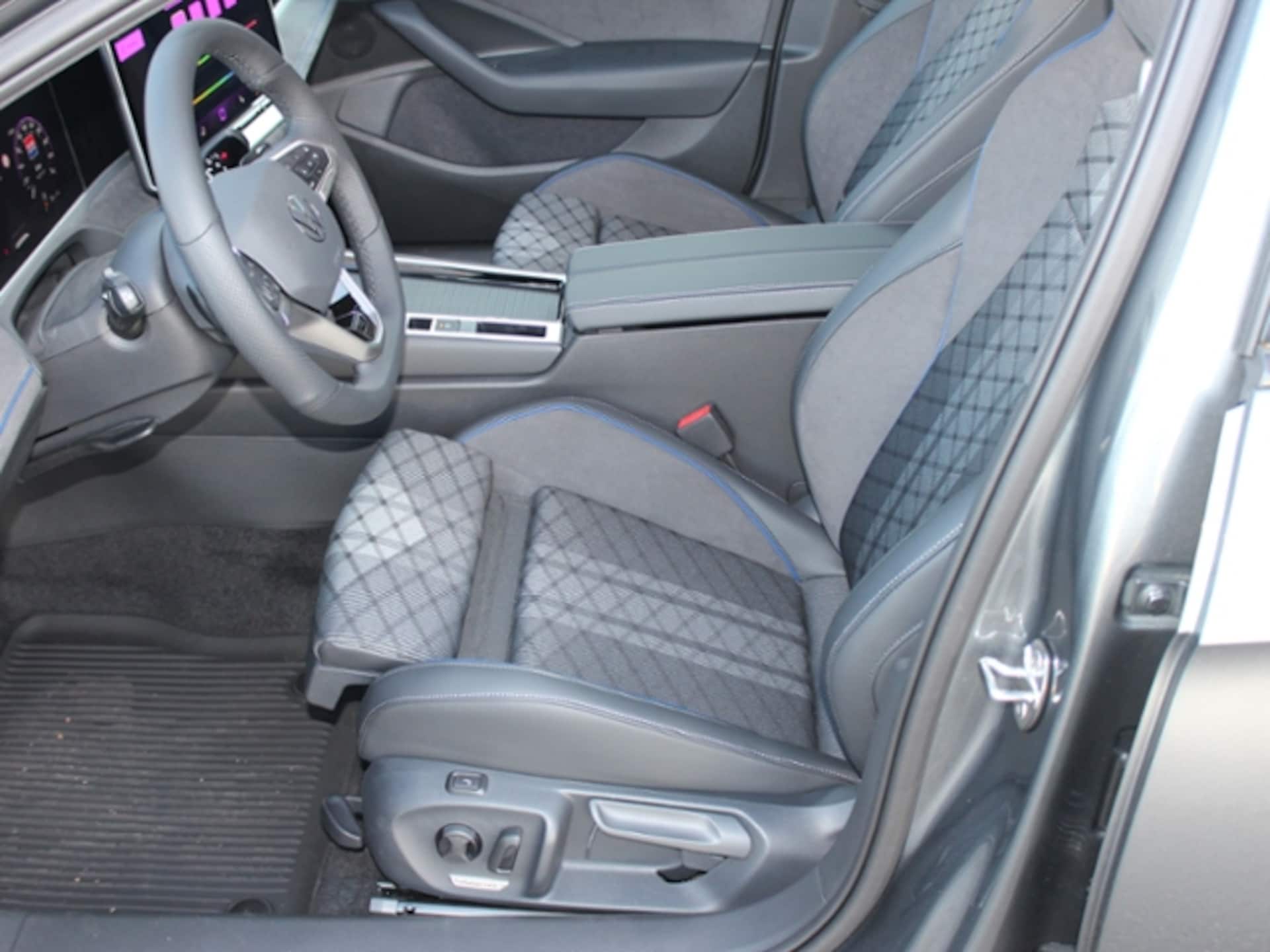 Volkswagen Passat R-Line
