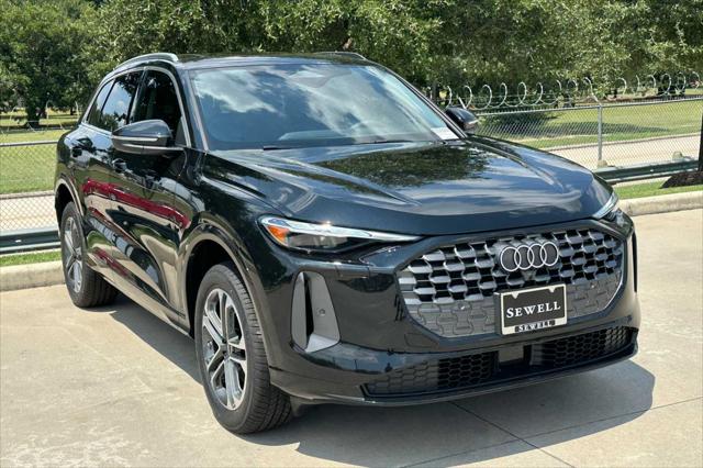 2025 Audi Q5 Premium - Photo 2